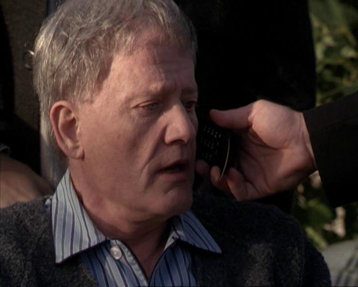 Charmed-Online-dot-net_207TheyreEverywhere1718.jpg