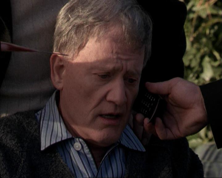 Charmed-Online-dot-net_207TheyreEverywhere1724.jpg