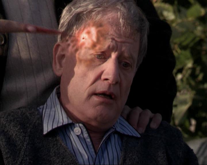 Charmed-Online-dot-net_207TheyreEverywhere1733.jpg