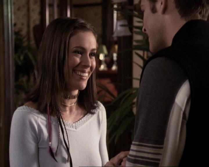 Charmed-Online-dot-net_207TheyreEverywhere1763.jpg