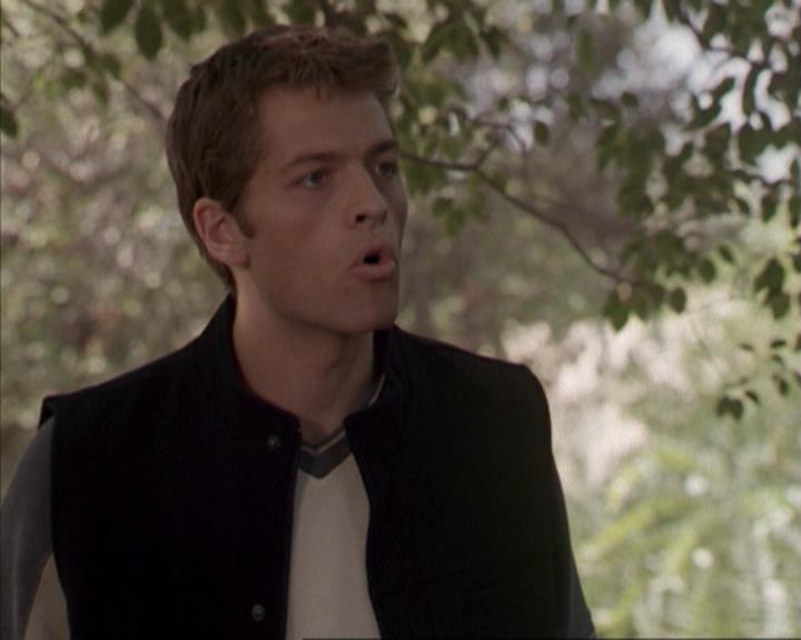 Charmed-Online-dot-net_207TheyreEverywhere1930.jpg