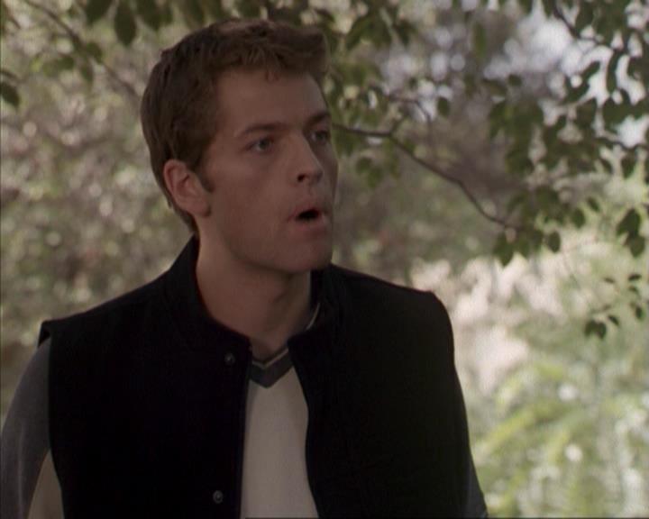 Charmed-Online-dot-net_207TheyreEverywhere1932.jpg