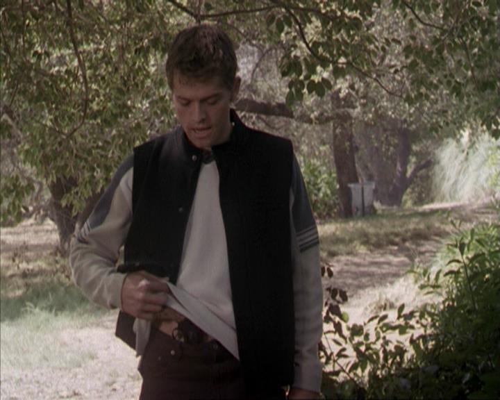 Charmed-Online-dot-net_207TheyreEverywhere1939.jpg