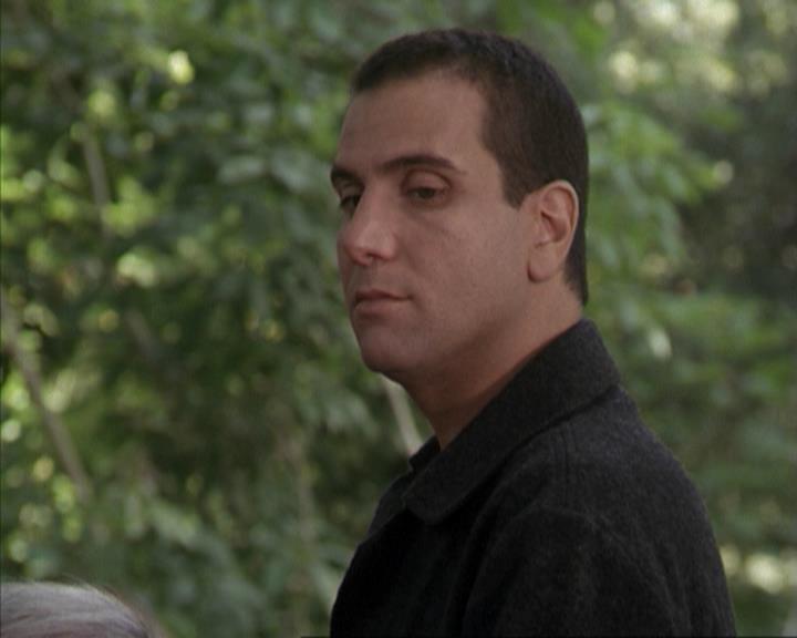 Charmed-Online-dot-net_207TheyreEverywhere1940.jpg