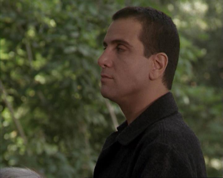 Charmed-Online-dot-net_207TheyreEverywhere1952.jpg