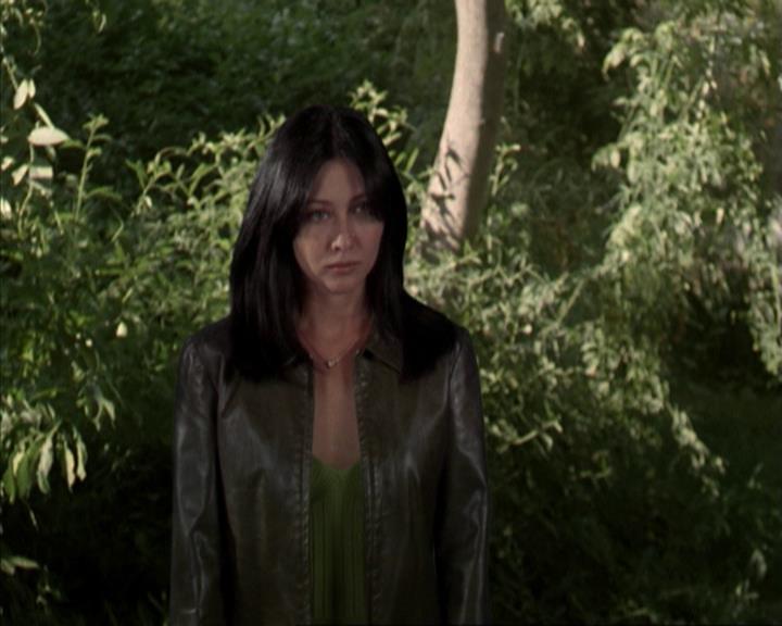 Charmed-Online-dot-net_207TheyreEverywhere2028.jpg