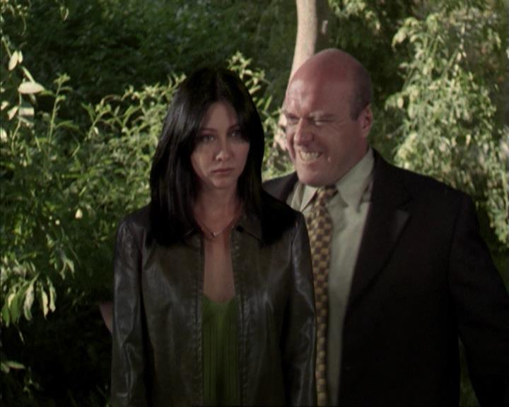 Charmed-Online-dot-net_207TheyreEverywhere2029.jpg
