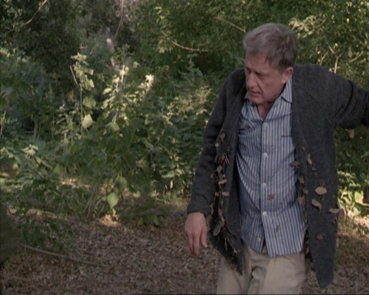 Charmed-Online-dot-net_207TheyreEverywhere2105.jpg