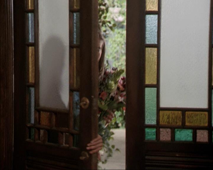 Charmed-Online-dot-net_207TheyreEverywhere2151.jpg