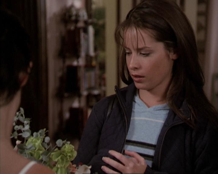 Charmed-Online-dot-net_207TheyreEverywhere2159.jpg