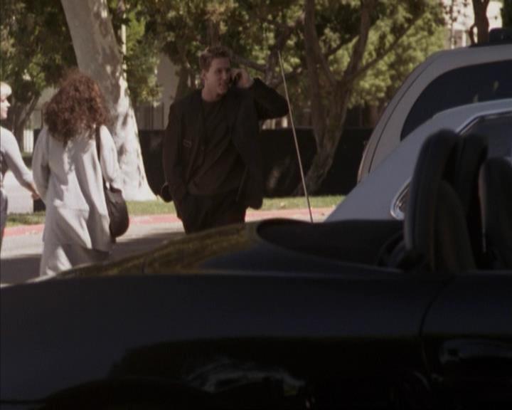 Charmed-Online-dot-net_207TheyreEverywhere2186.jpg