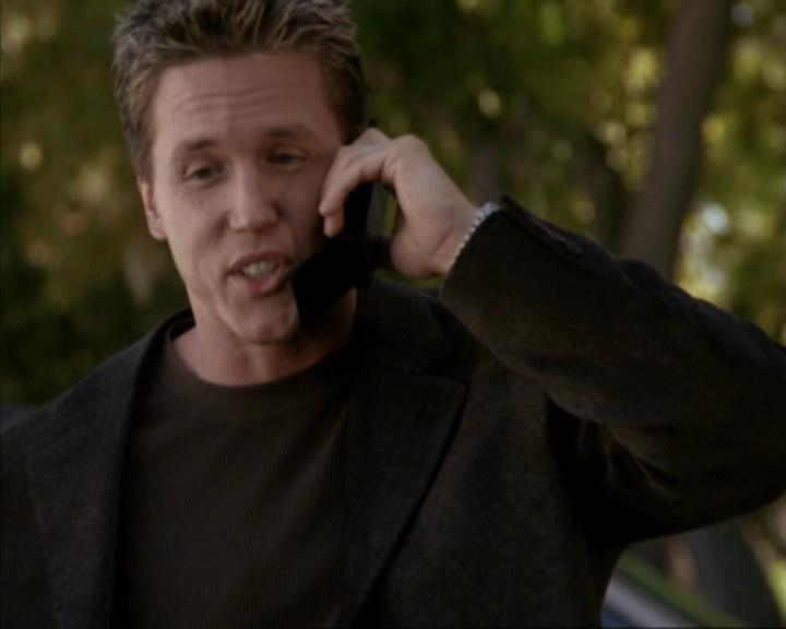 Charmed-Online-dot-net_207TheyreEverywhere2198.jpg
