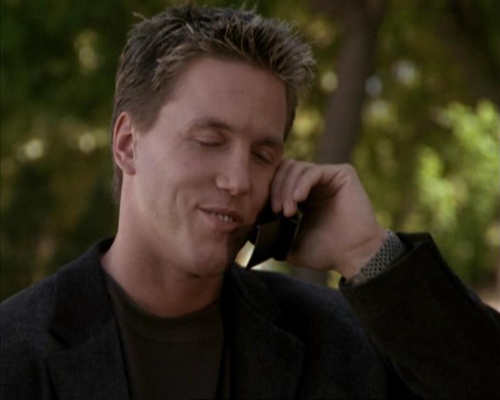 Charmed-Online-dot-net_207TheyreEverywhere2205.jpg