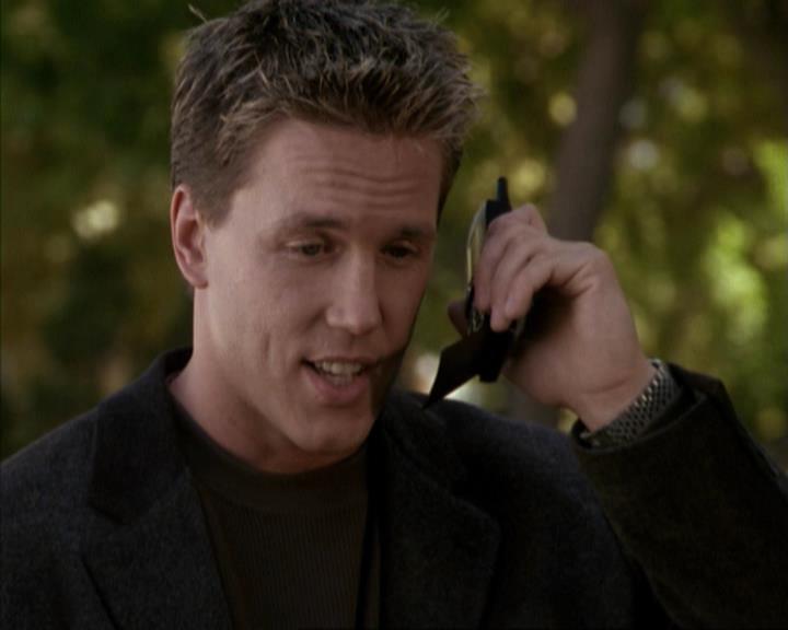 Charmed-Online-dot-net_207TheyreEverywhere2220.jpg