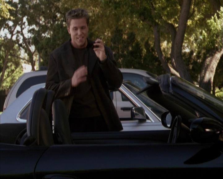 Charmed-Online-dot-net_207TheyreEverywhere2221.jpg
