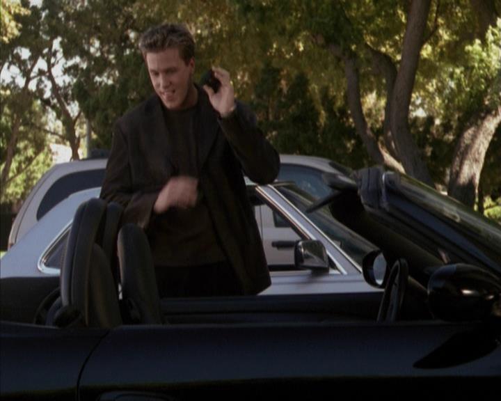 Charmed-Online-dot-net_207TheyreEverywhere2222.jpg