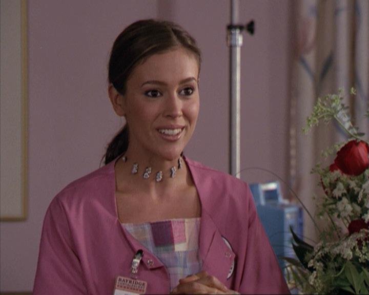 Charmed-Online-dot-net_207TheyreEverywhere2267.jpg