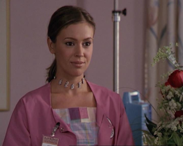 Charmed-Online-dot-net_207TheyreEverywhere2289.jpg
