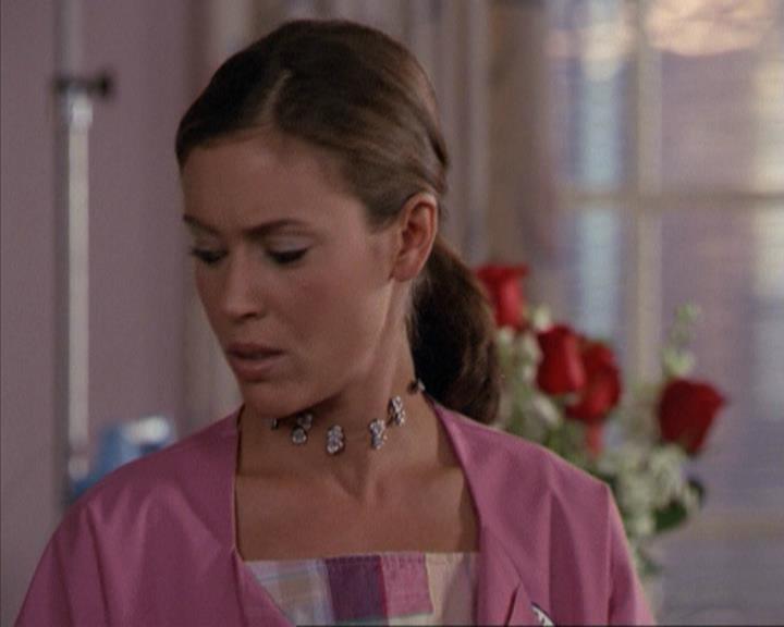 Charmed-Online-dot-net_207TheyreEverywhere2305.jpg