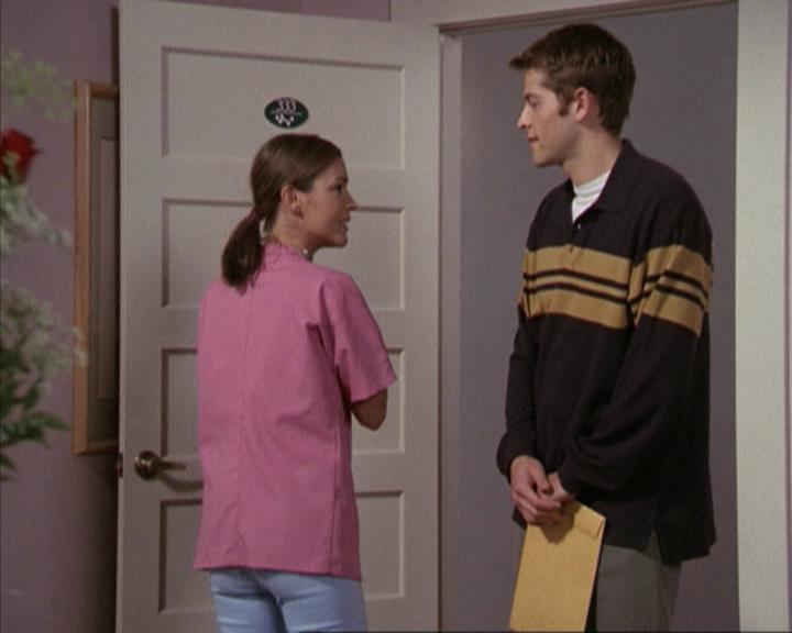 Charmed-Online-dot-net_207TheyreEverywhere2309.jpg