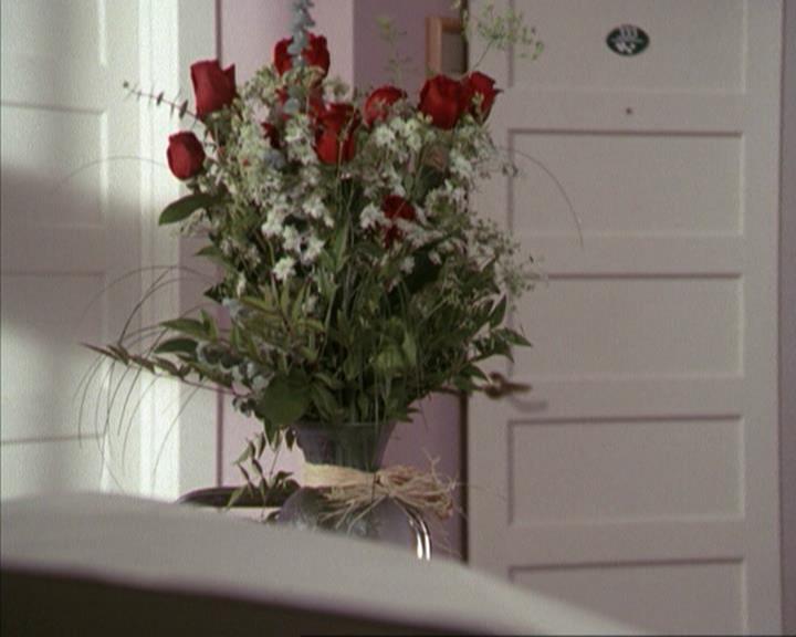 Charmed-Online-dot-net_207TheyreEverywhere2314.jpg