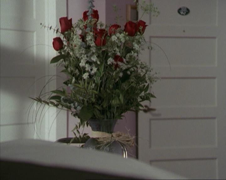 Charmed-Online-dot-net_207TheyreEverywhere2315.jpg
