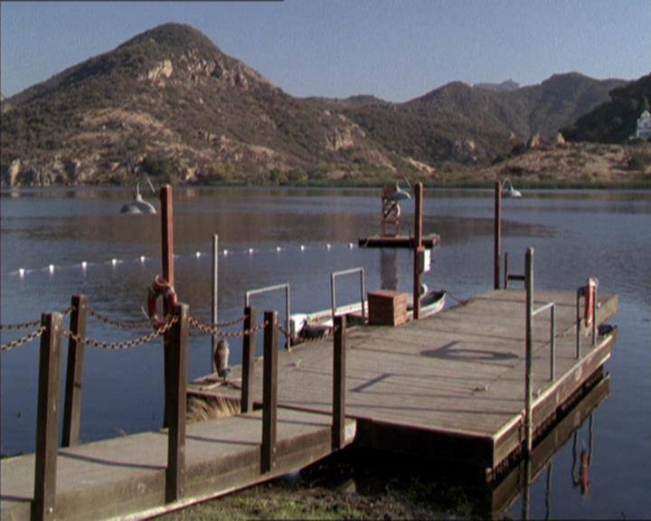 Charmed-Online-dot-net_208P3H200057.jpg