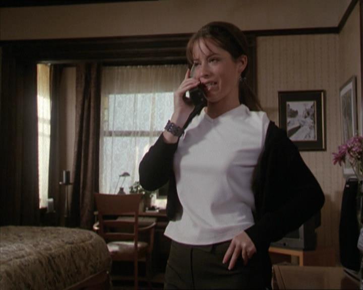 Charmed-Online-dot-net_208P3H200076.jpg