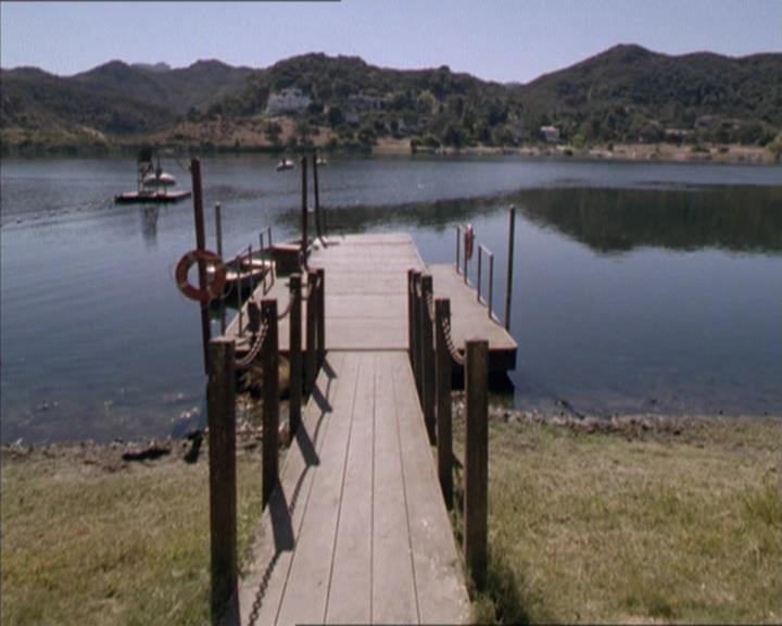 Charmed-Online-dot-net_208P3H200103.jpg