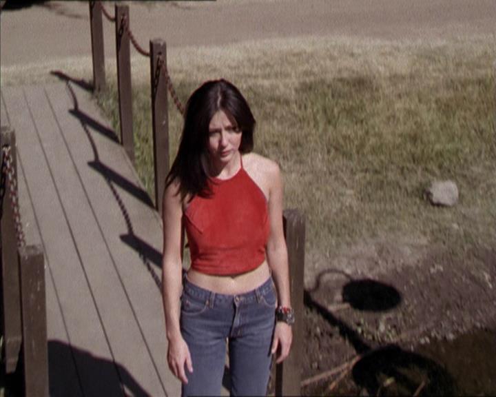 Charmed-Online-dot-net_208P3H200119.jpg