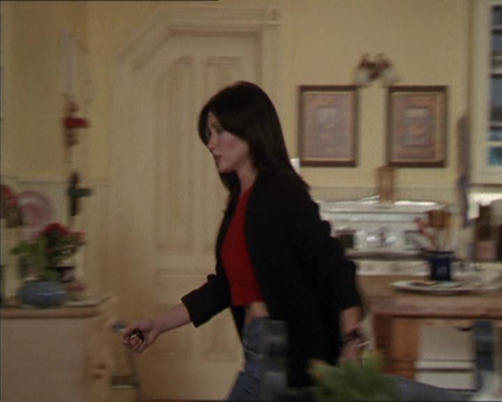 Charmed-Online-dot-net_208P3H200306.jpg
