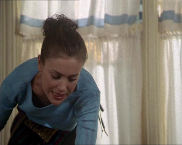 Charmed-Online-dot-net_208P3H200308.jpg