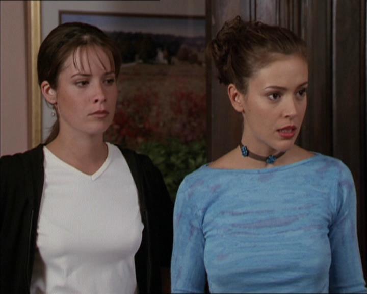 Charmed-Online-dot-net_208P3H200339.jpg