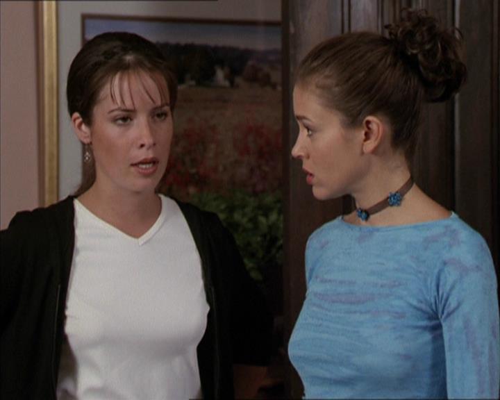 Charmed-Online-dot-net_208P3H200351.jpg