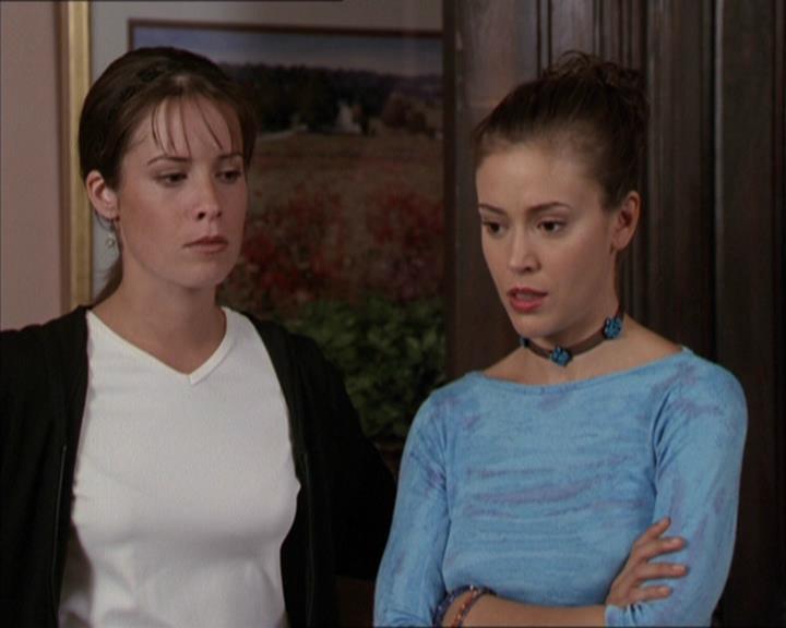 Charmed-Online-dot-net_208P3H200368.jpg