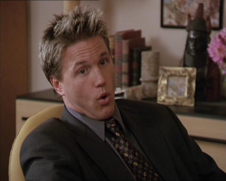 Charmed-Online-dot-net_208P3H200422.jpg