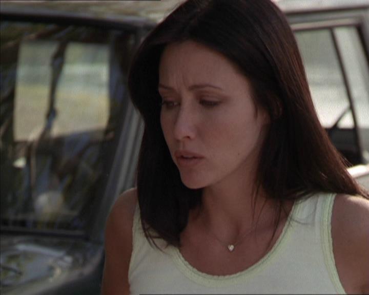 Charmed-Online-dot-net_208P3H200540.jpg
