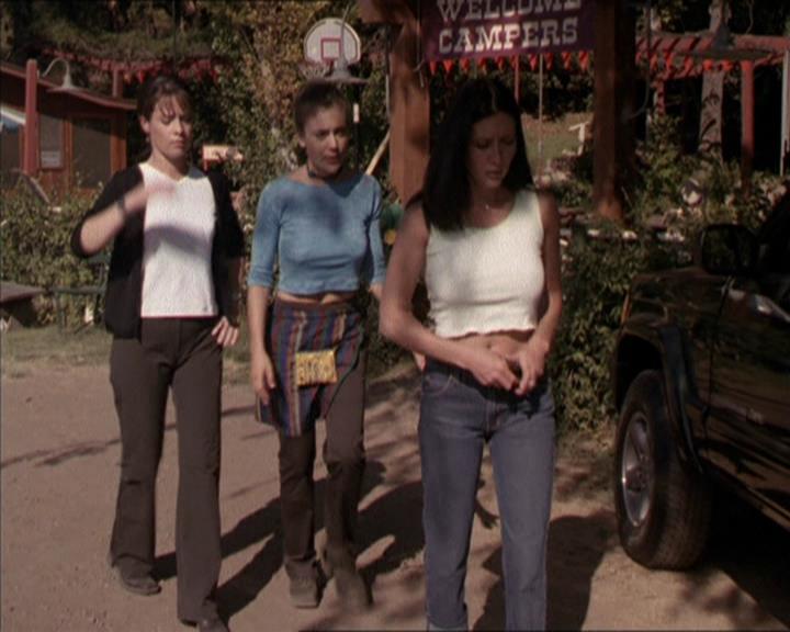 Charmed-Online-dot-net_208P3H200611.jpg Charmed-Online-dot-net_208P3H200611.jpg