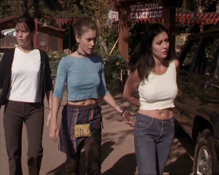 Charmed-Online-dot-net_208P3H200613.jpg Charmed-Online-dot-net_208P3H200613.jpg