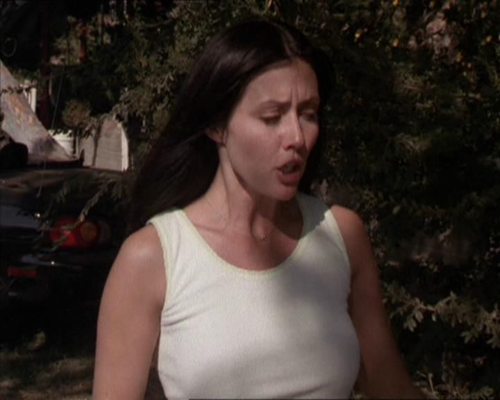Charmed-Online-dot-net_208P3H200626.jpg
