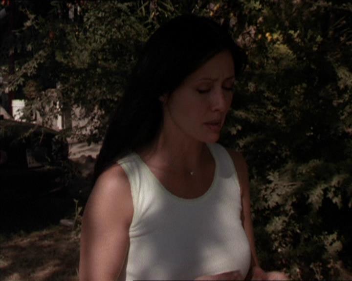 Charmed-Online-dot-net_208P3H200628.jpg