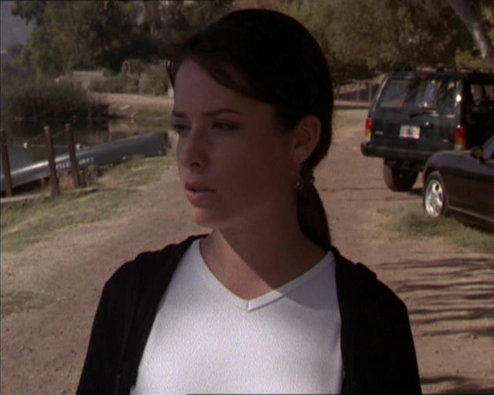 Charmed-Online-dot-net_208P3H200637.jpg