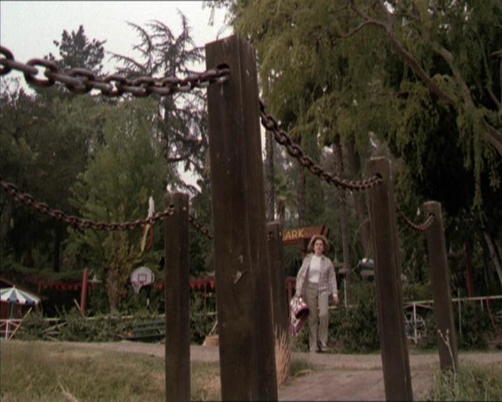 Charmed-Online-dot-net_208P3H200679.jpg Charmed-Online-dot-net_208P3H200679.jpg