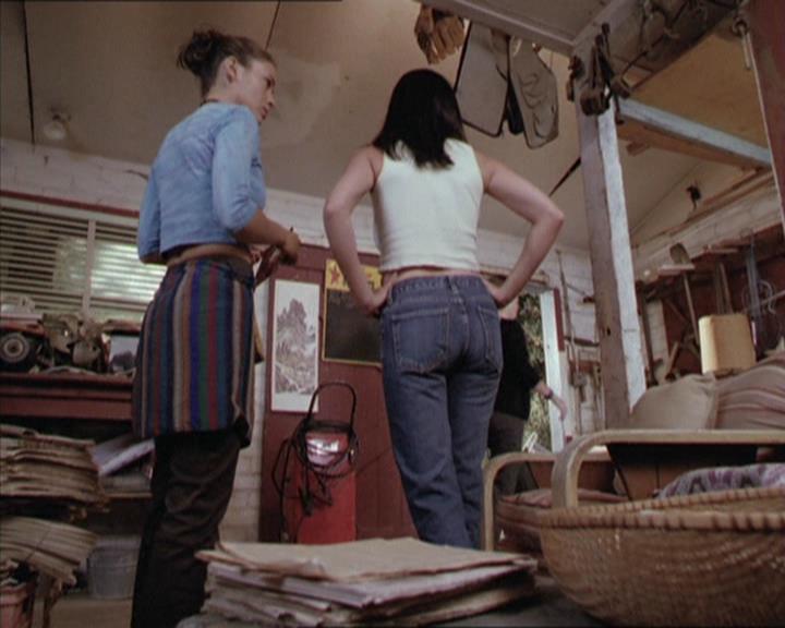 Charmed-Online-dot-net_208P3H200770.jpg Charmed-Online-dot-net_208P3H200770.jpg