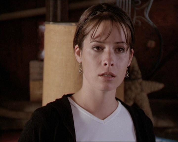 Charmed-Online-dot-net_208P3H200799.jpg