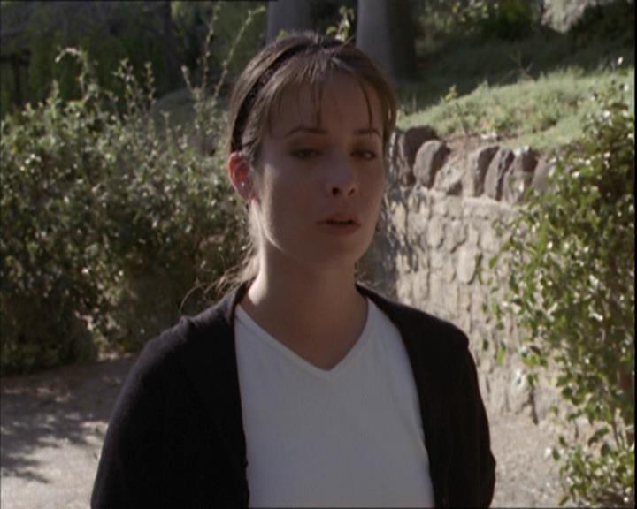 Charmed-Online-dot-net_208P3H200854.jpg