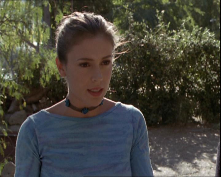 Charmed-Online-dot-net_208P3H200887.jpg
