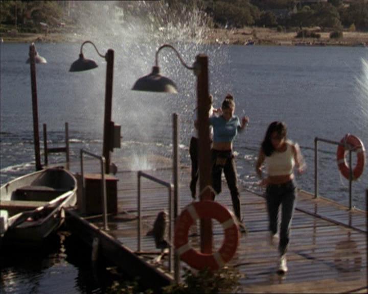 Charmed-Online-dot-net_208P3H200933.jpg