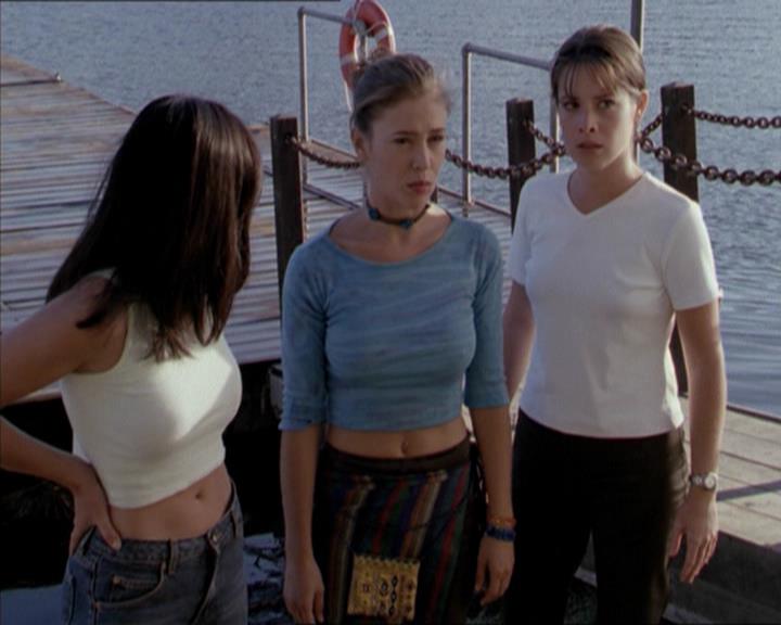 Charmed-Online-dot-net_208P3H200966.jpg