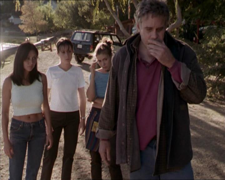 Charmed-Online-dot-net_208P3H201042.jpg
